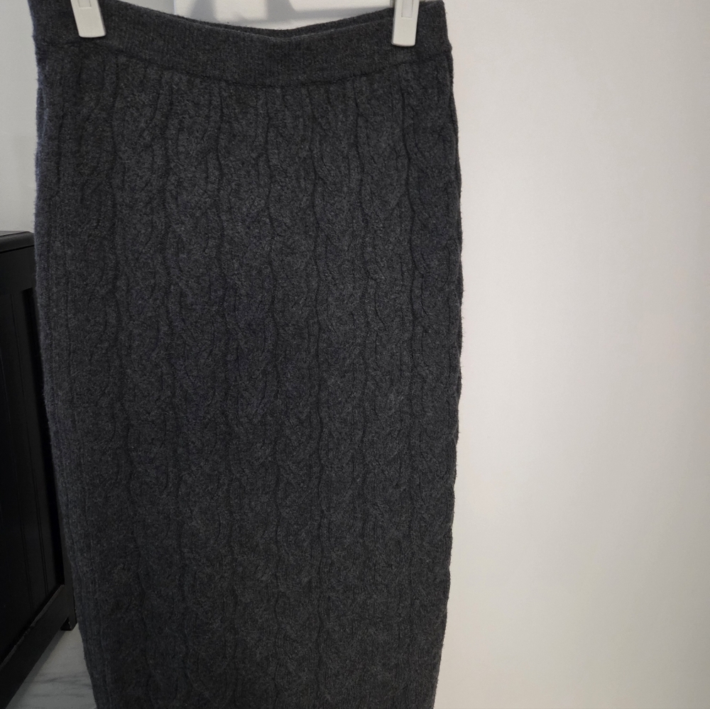 Have Charcoal Cable Knit Pencil Skirt